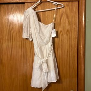 Nine West Asymmetrical Fit & Flare One Shoulder Dress White Belted MSRP $50 M